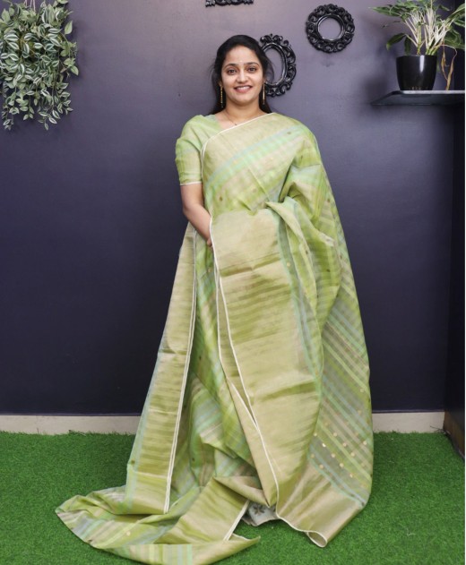 Handloom Linen saree- Green colour-A902